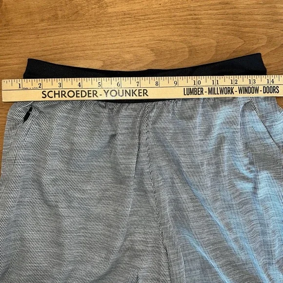 NEW Adidas Axis 3.0 Knit Shorts Men's Small Pockets Training Gym Activewear GRAY - Picture 7 of 9